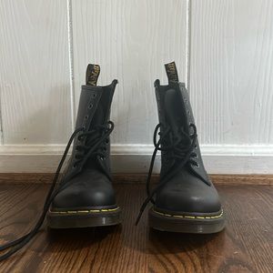Doc Marten combat boots. NWOB